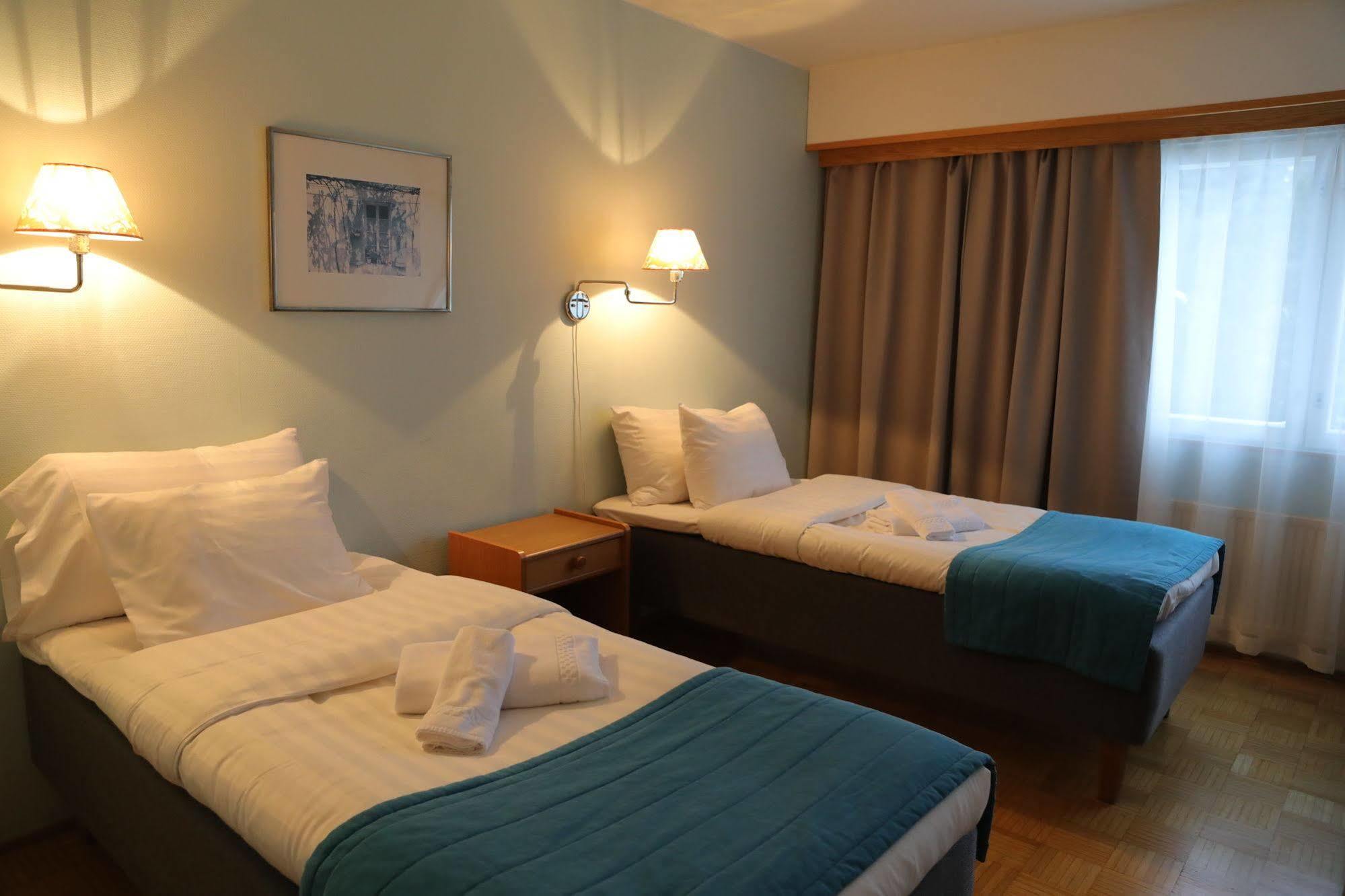 Hotel Nukkumatti Karleby Eksteriør bilde