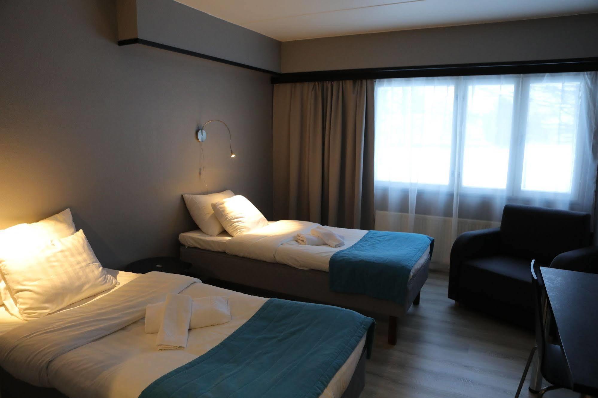 Hotel Nukkumatti Karleby Eksteriør bilde
